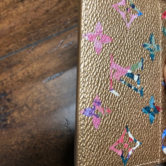 Louis Vuitton Card Case - Picture 3 of 7